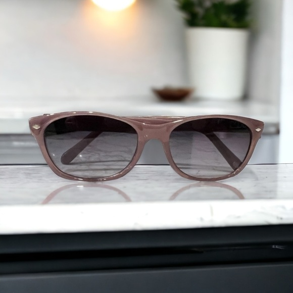 Fossil Accessories - 🌻Fossil Women's Tan Oval Sunglasses
